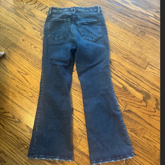 Good American SOFT TECH GOOD LEGS CROPPED MINI BOOT JEANS - Picture 5 of 5